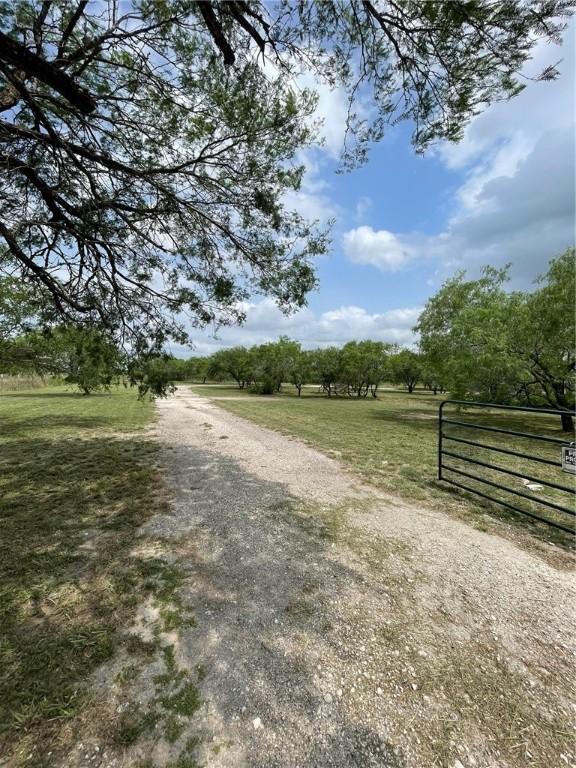 8153 Sims Dr, Skidmore, TX 78389 - photo 39