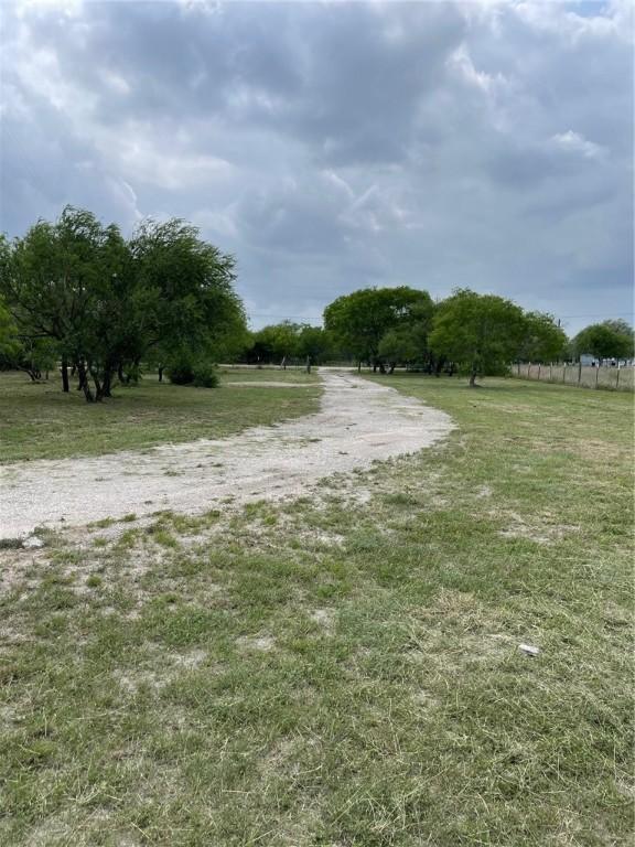 8153 Sims Dr, Skidmore, TX 78389 - photo 28