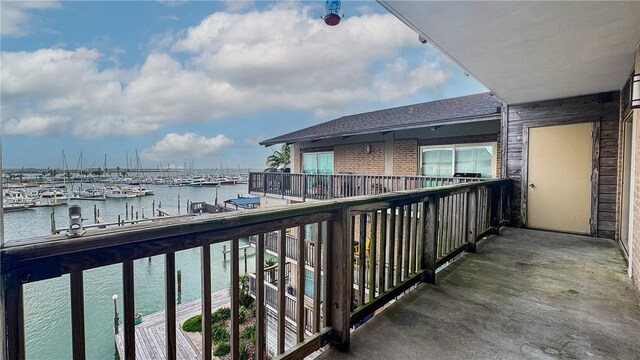 200 W Cotter Ave Unit B-3, Port Aransas, TX 78373 - balcony with a water view