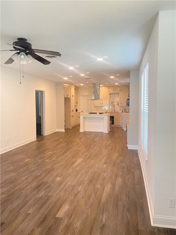 204 N Metz St, Orange Grove, TX 78372 - photo 4