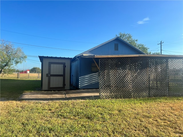 exterior space with a lawn