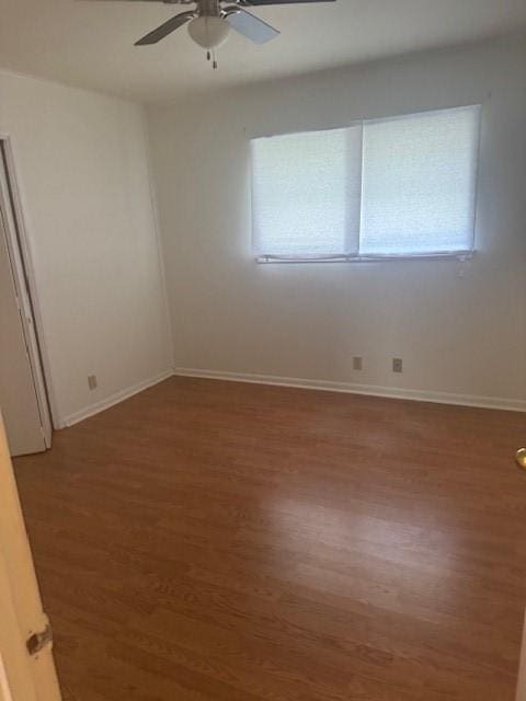 1005 Bowie St, George West, TX 78022 - photo 11