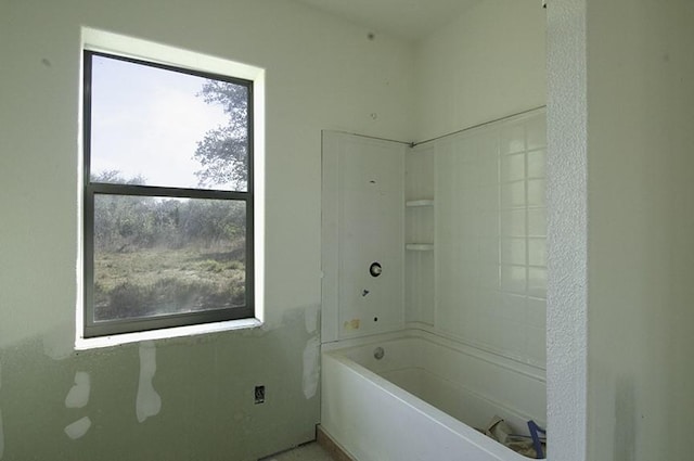 bathroom featuring shower / tub combination