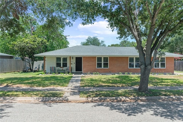 1010 Weber Pkwy, Corpus Christi, TX 78411 - ranch-style house featuring brick siding and covered porch