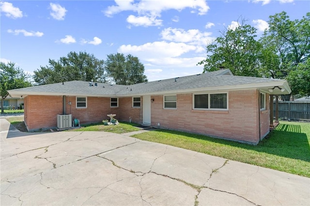 1010 Weber Pkwy, Corpus Christi, TX 78411 - rear view of property with brick siding and a patio