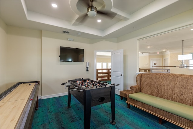 recreation room featuring ceiling fan