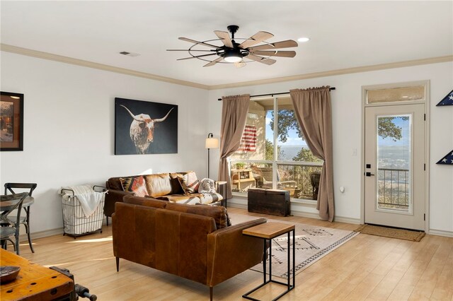 1044 Edinburgh Dr Unit 1044, Kerrville, TX 78028 - living room featuring light wood-type flooring and ornamental molding