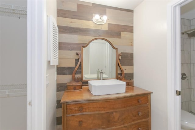 6918 Roseland Dr, Corpus Christi, TX 78414 - full bath with vanity and a shower