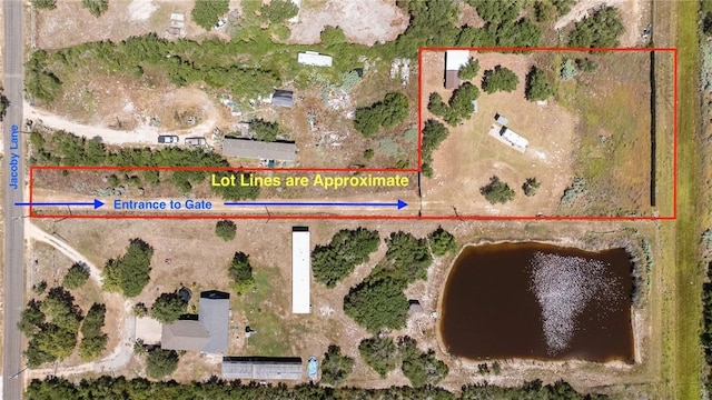 908 Jacoby, Aransas Pass, TX 78336 - photo 2