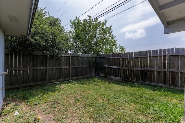 6117 Camwood Dr, Corpus Christi, TX 78415 - view of yard
