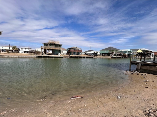 Listing photo 3 for 445 Palmetto Pt, Rockport TX 78382