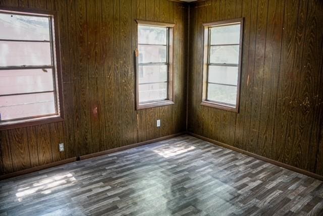 306 E Maupin St, Falfurrias, TX 78355 - photo 11