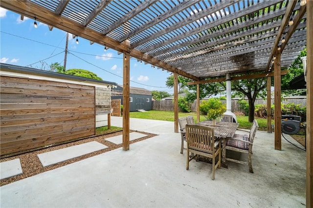 934 Miramar Pl, Corpus Christi, TX 78411 - fenced backyard with outdoor dining area, a patio, and a pergola