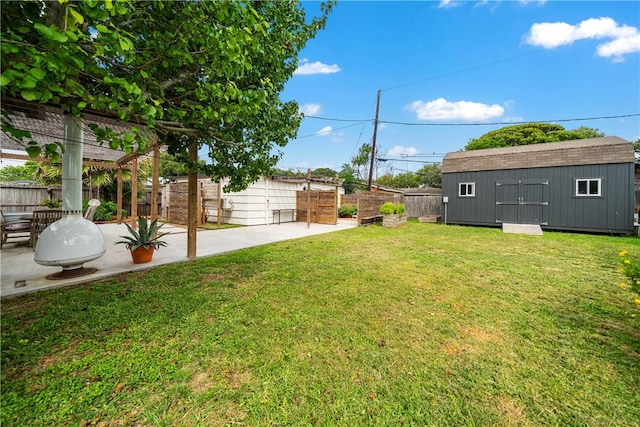 934 Miramar Pl, Corpus Christi, TX 78411 - view of yard featuring a patio