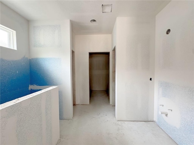 101 Broad Oak Dr, Rockport, TX 78382 - corridor featuring concrete floors