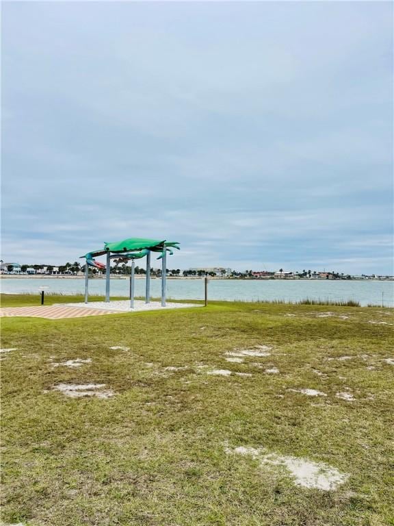 view of yard with a water view