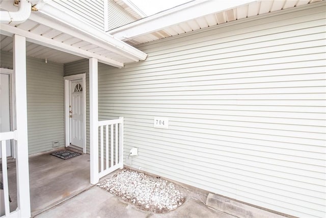 14901 Windward Dr Unit 704, Corpus Christi, TX 78418 - property entrance featuring covered porch