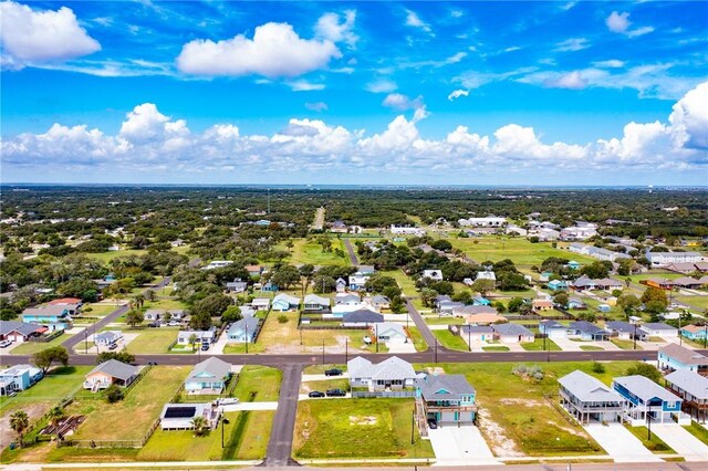 810 E James St, Rockport, TX 78382