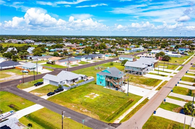 810 E James St, Rockport, TX 78382