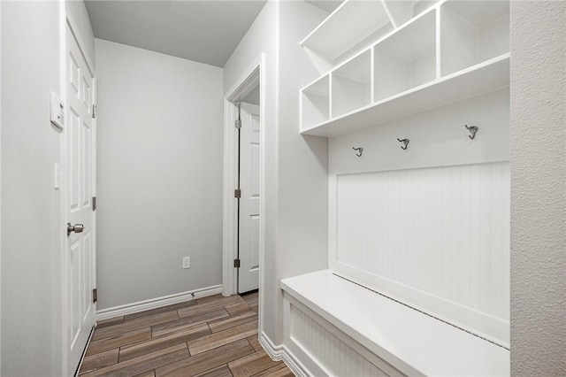 10113 Maverick, Corpus Christi, TX 78410 - mudroom with wood finished floors and baseboards