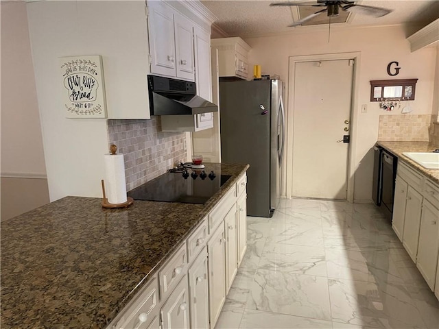 5218 Wooldridge Rd, Corpus Christi, TX 78413 - kitchen featuring under cabinet range hood, black appliances, light marble finish floors, ceiling fan, and decorative backsplash