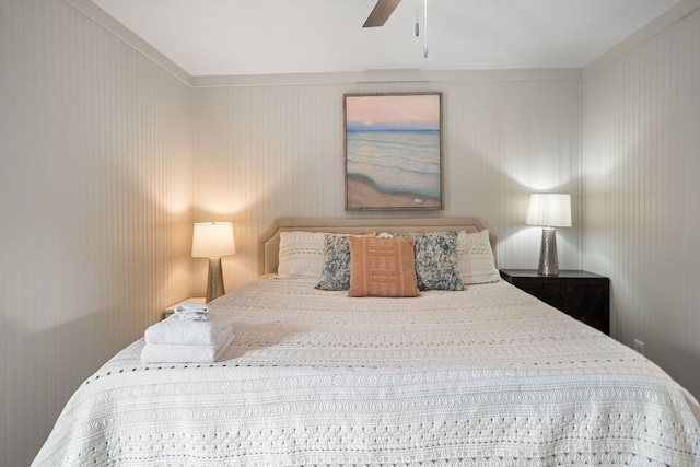 bedroom with ceiling fan