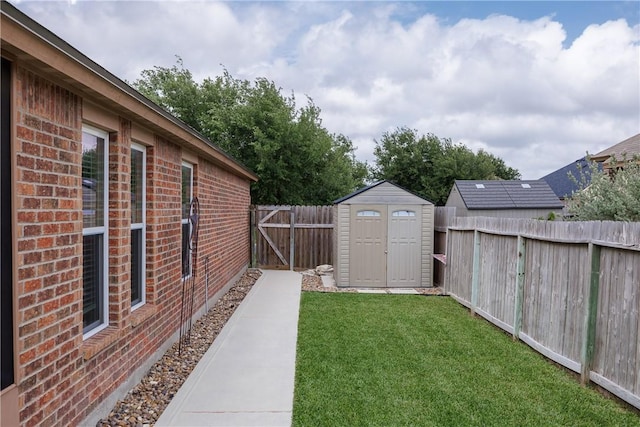 6005 Tapestry Dr, Corpus Christi, TX 78414 - view of yard with a storage shed and an outbuilding