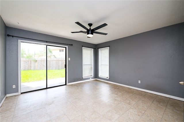 empty room with ceiling fan