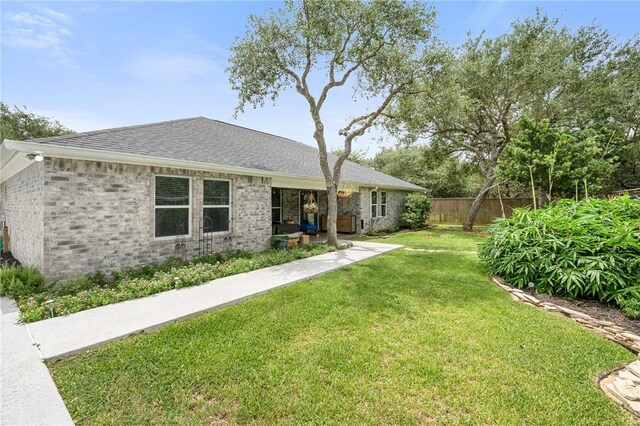 503 Lakewood St, Rockport, TX 78382 - photo 37