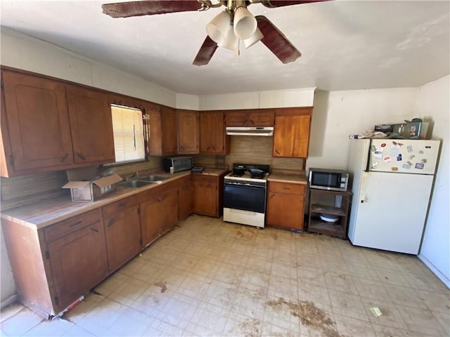 918 N Live Oak St, Mathis, TX 78368 - photo 12