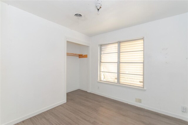 empty room featuring light hardwood / wood-style flooring