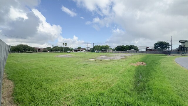 Listing photo 3 for 4057 Laguna Shrs, Corpus Christi TX 78418