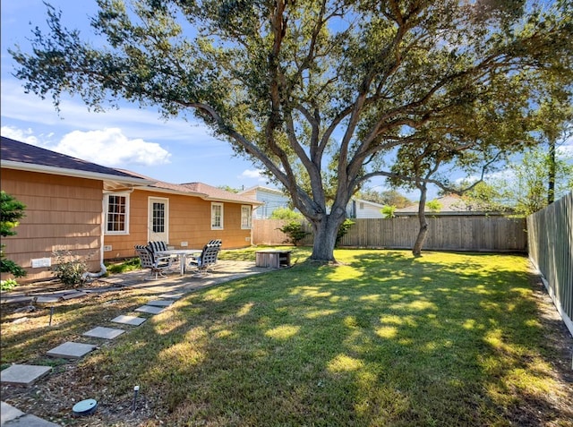 view of yard with a patio