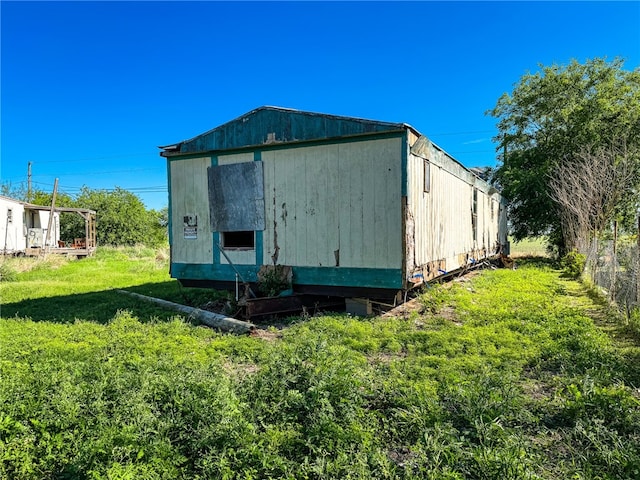 Listing photo 3 for 1308 John Wayne Dr, Robstown TX 78380