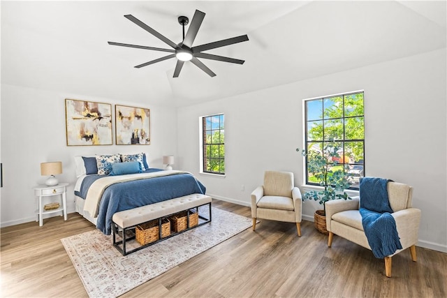 5025 Queens Ct, Corpus Christi, TX 78413 - bedroom featuring lofted ceiling, light wood-style floors, and ceiling fan