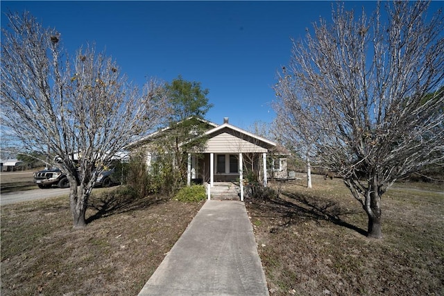 view of front of house with covered porch