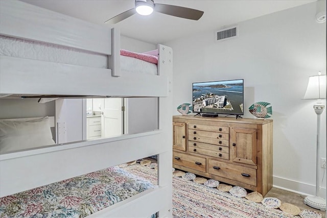 bedroom with ceiling fan