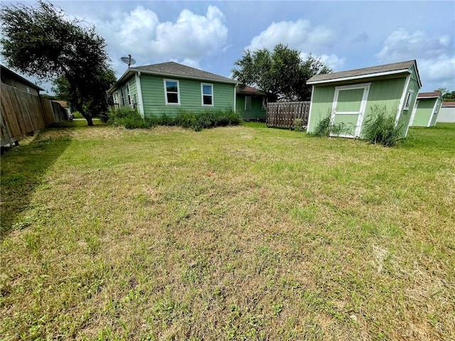 702 Celia St, Woodsboro, TX 78393 - photo 12