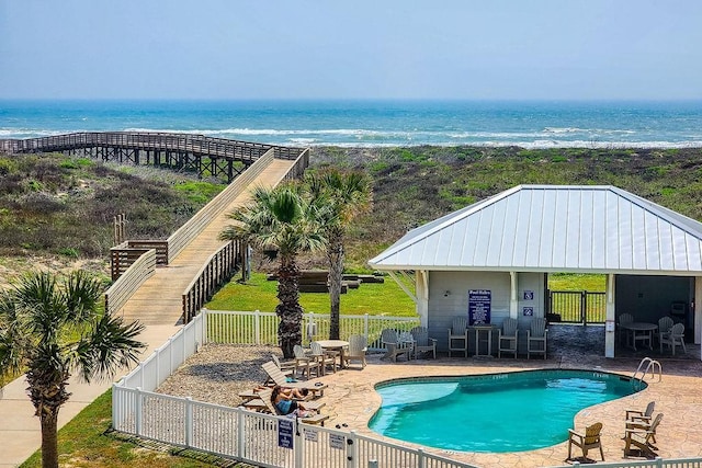 Listing photo 3 for 102 Frontside Dr, Port Aransas TX 78373