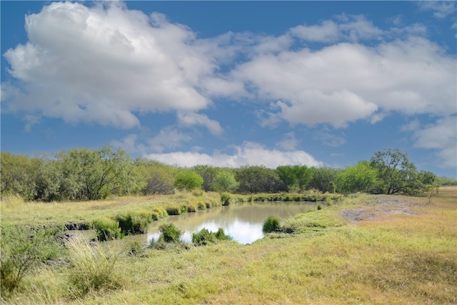 Listing photo 2 for 385 County Road 306, Orange Grove TX 78372