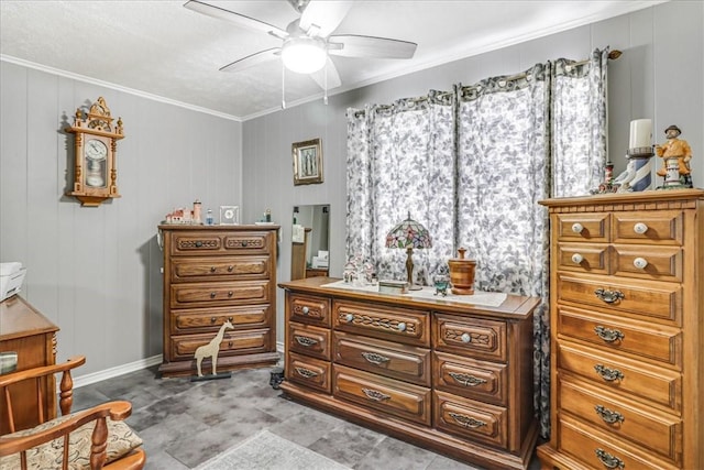 1032 Illinois St, Robstown, TX 78380 - bedroom featuring crown molding and a ceiling fan