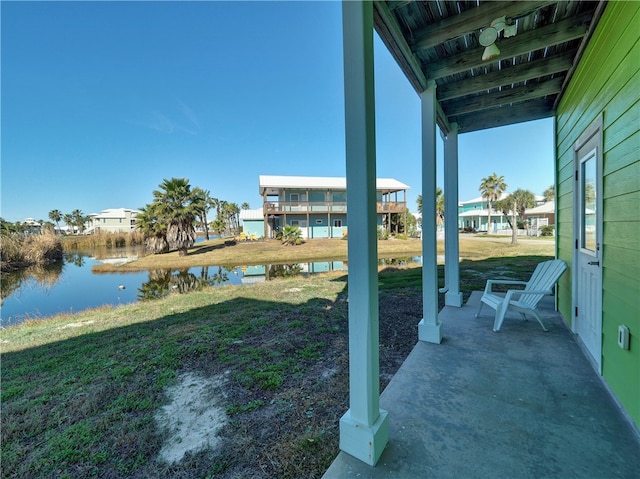 view of yard with a water view