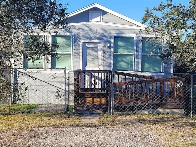 view of front of house