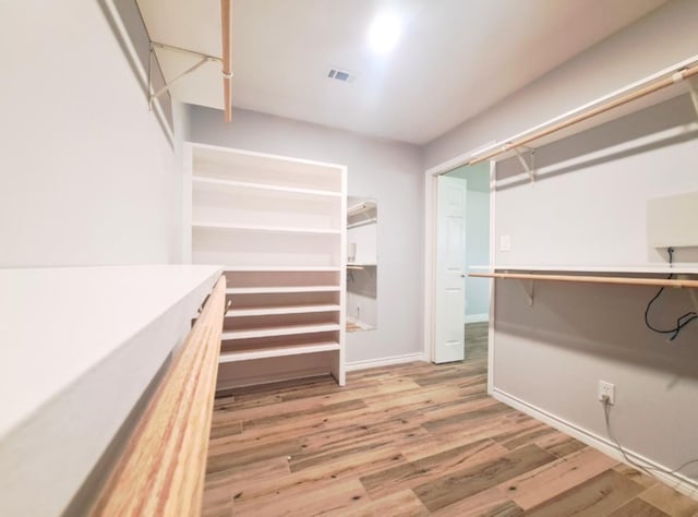 112 Fm 1042, Three Rivers, TX 78071 - spacious closet with wood finished floors
