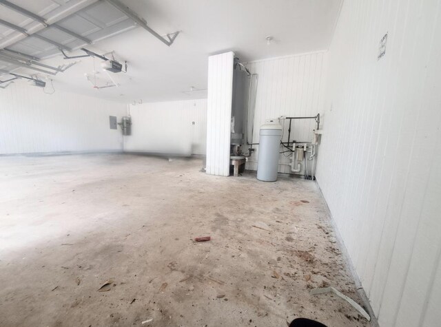 112 Fm 1042, Three Rivers, TX 78071 - garage with a garage door opener