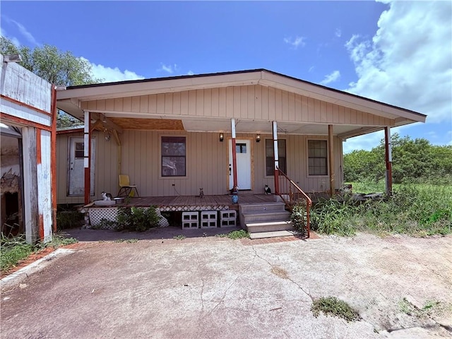 5742 Hidden Valley Loop, Sandia, TX 78383 - view of front of home with a porch