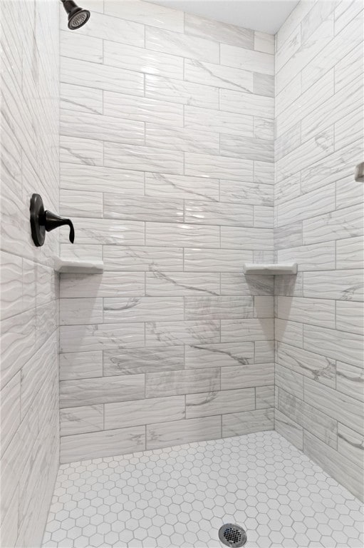 13942 Ketch St, Corpus Christi, TX 78418 - bathroom with tiled shower