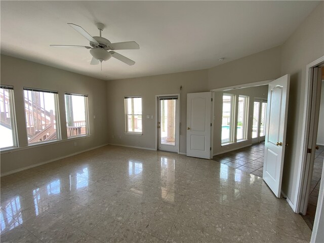 empty room with ceiling fan