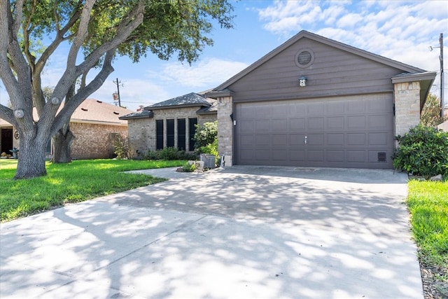 ranch-style home with a front lawn