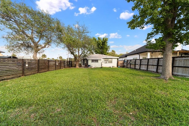 504 S 9th St, Aransas Pass, TX 78336 - view of yard